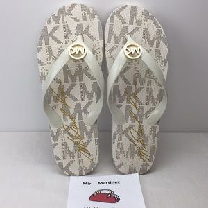 💎♥️Michael Kors white Rubber Sandals ❤️💎